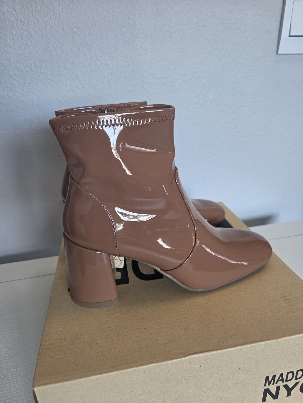 Madden NYC Caramel Patent Side Zip Booties Size 8 NWT